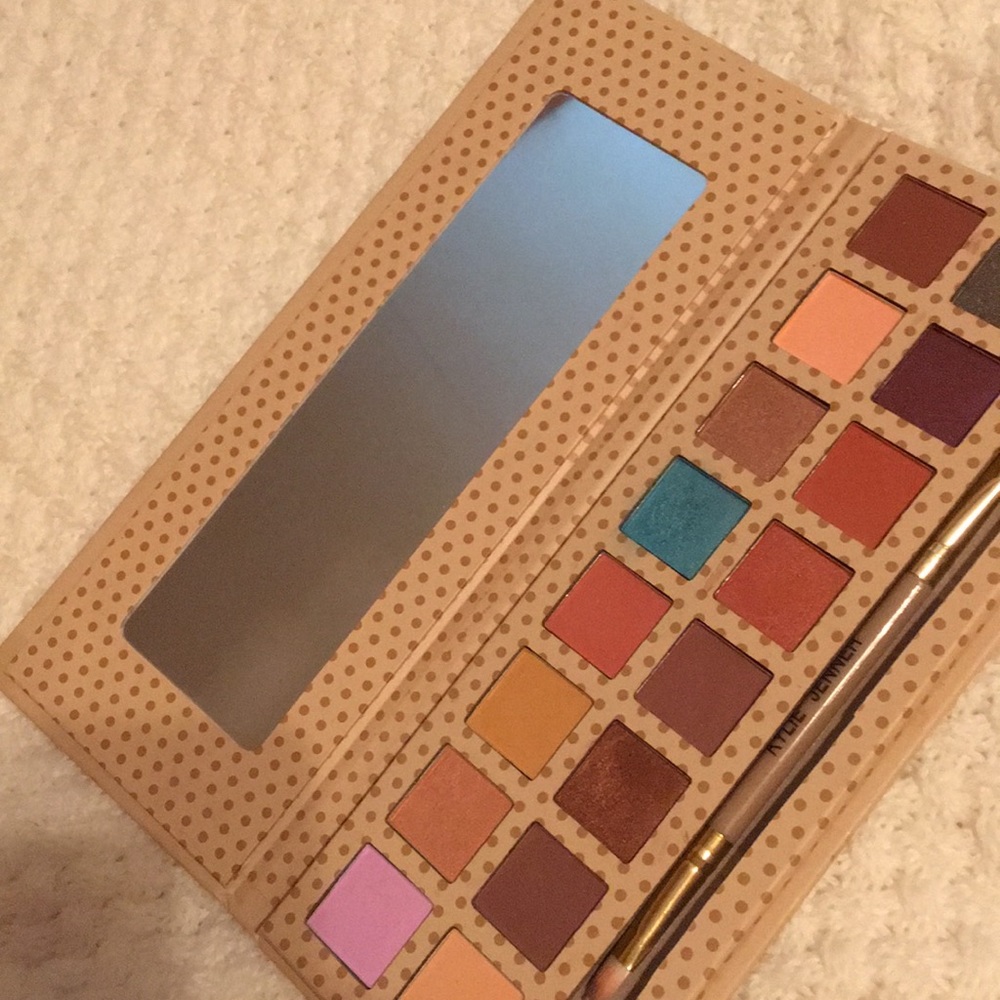 Kylie eye shawdow kit